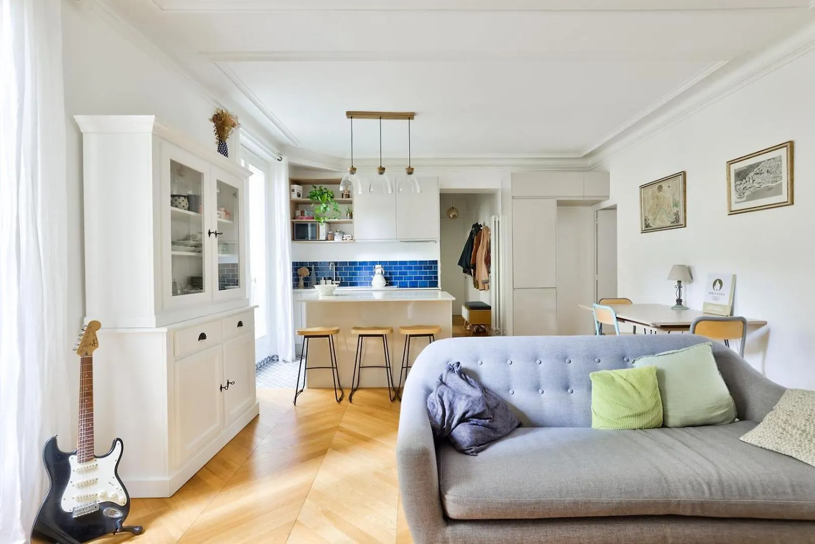Bright Apartment In The Heart Of Le Marais Paris France