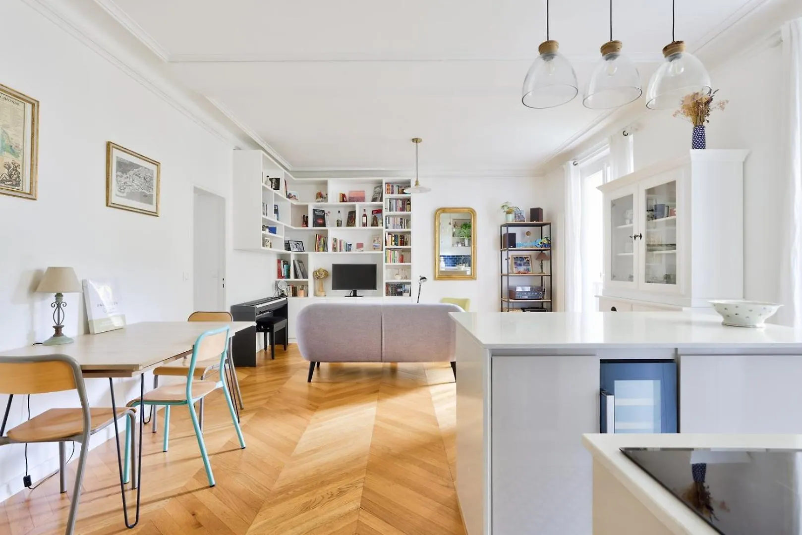 Bright Apartment In The Heart Of Le Marais Paris