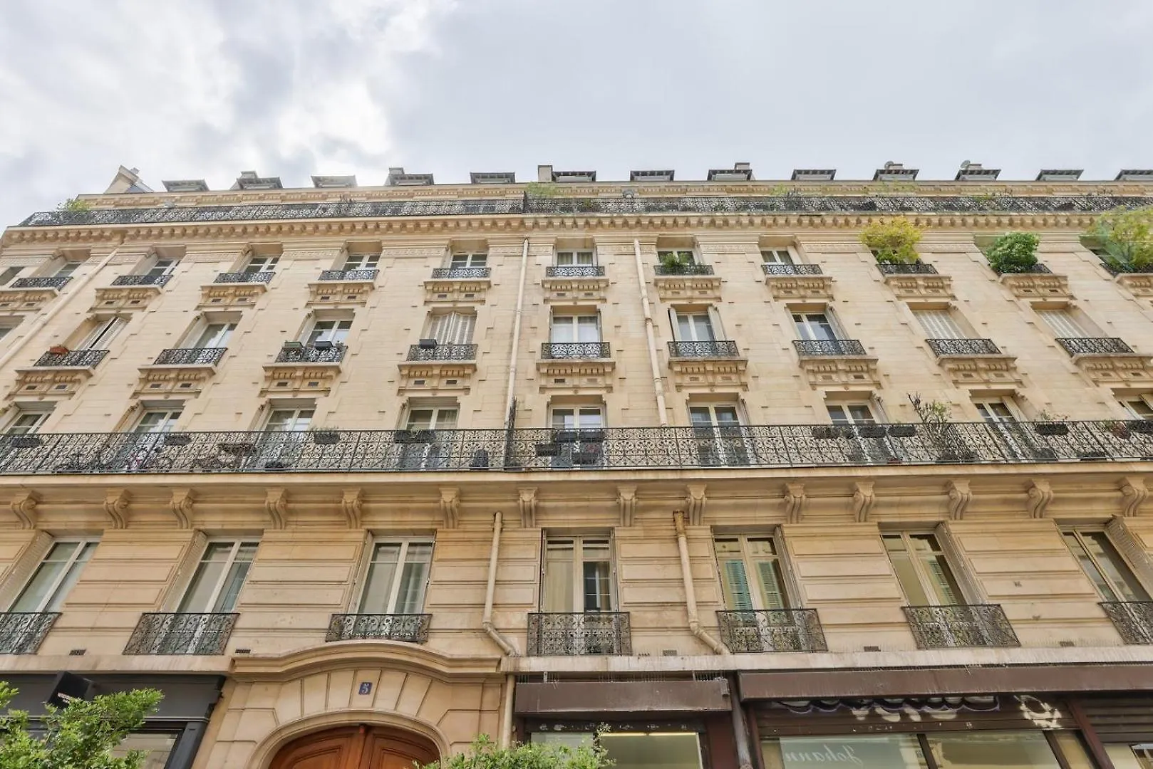 Bright Apartment In The Heart Of Le Marais Paris France