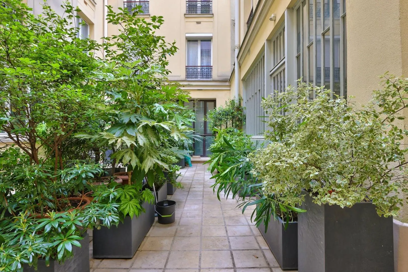 Bright Apartment In The Heart Of Le Marais Paris