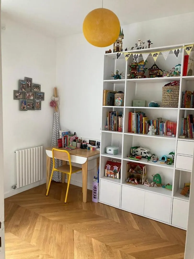 Bright Apartment In The Heart Of Le Marais Paris