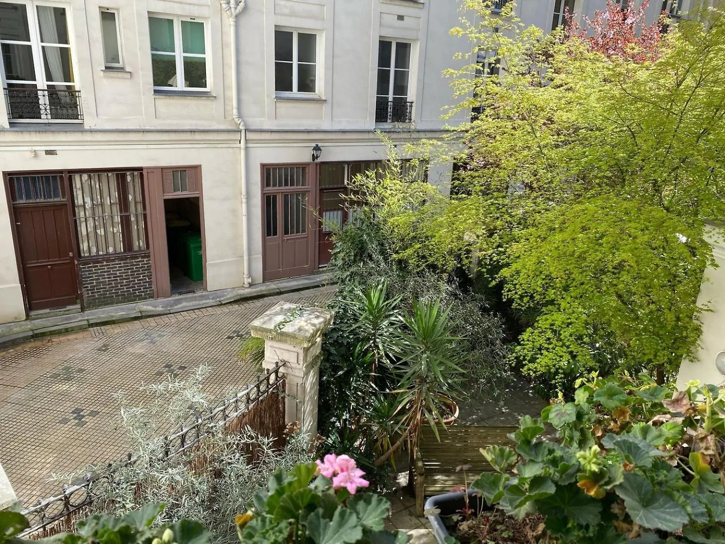 Bright Apartment In The Heart Of Le Marais Paris France